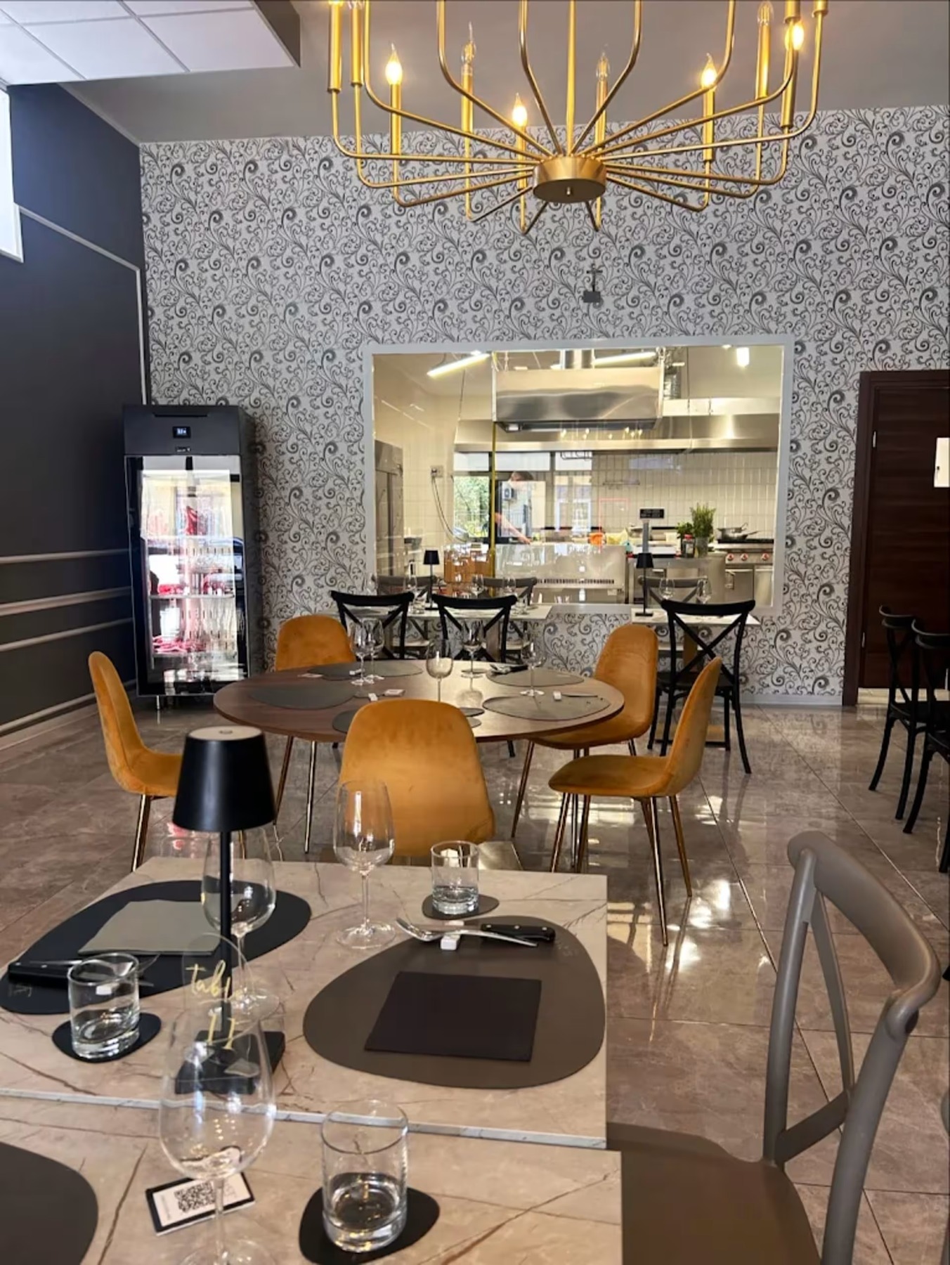 Interno di Rovente Braceria e Osteria a Casaluce